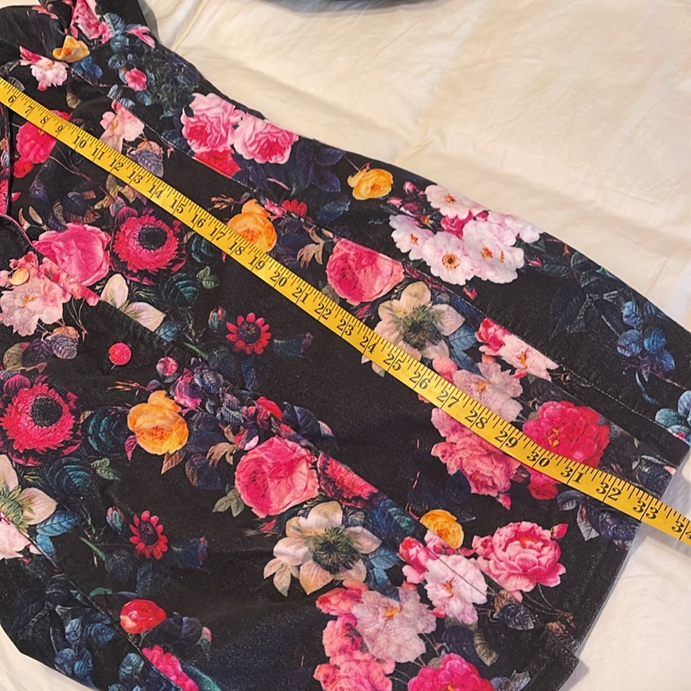 ZAZA COUTURE Jacket. Size Large - Picture 10 of 10